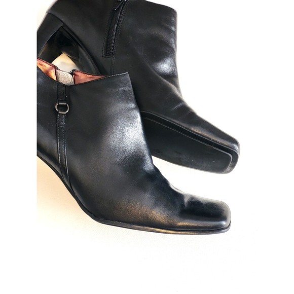 Black Boots - Picture 6 of 11